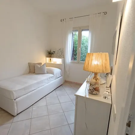 アパート Apartament Monte Petrosu *