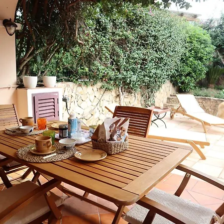 Apartament Monte Petrosu 蒙特佩特罗素